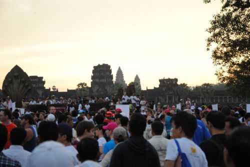 ANGKOR WAT HALF MARATHON 2013